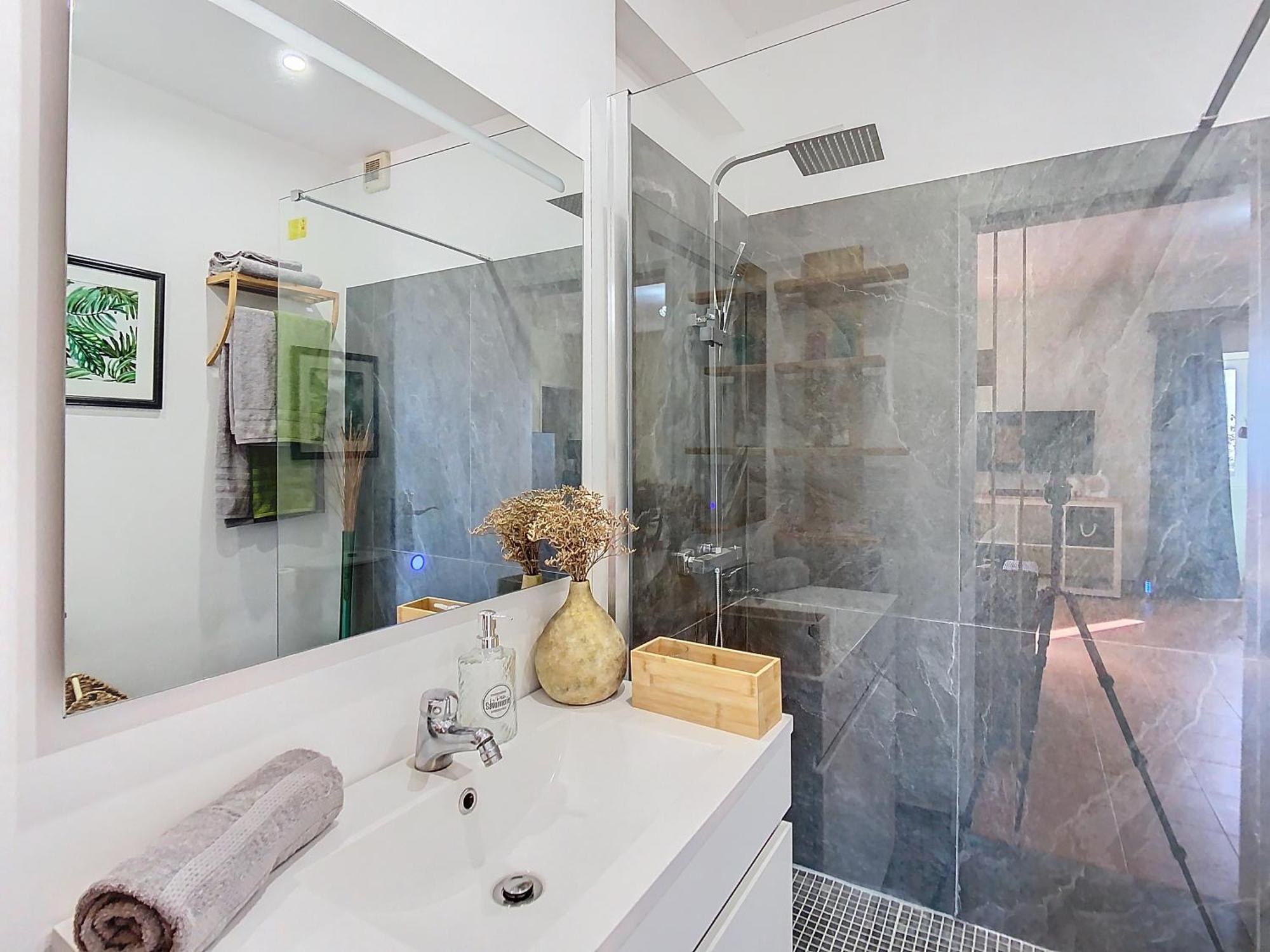 - Silvestre House Apartament